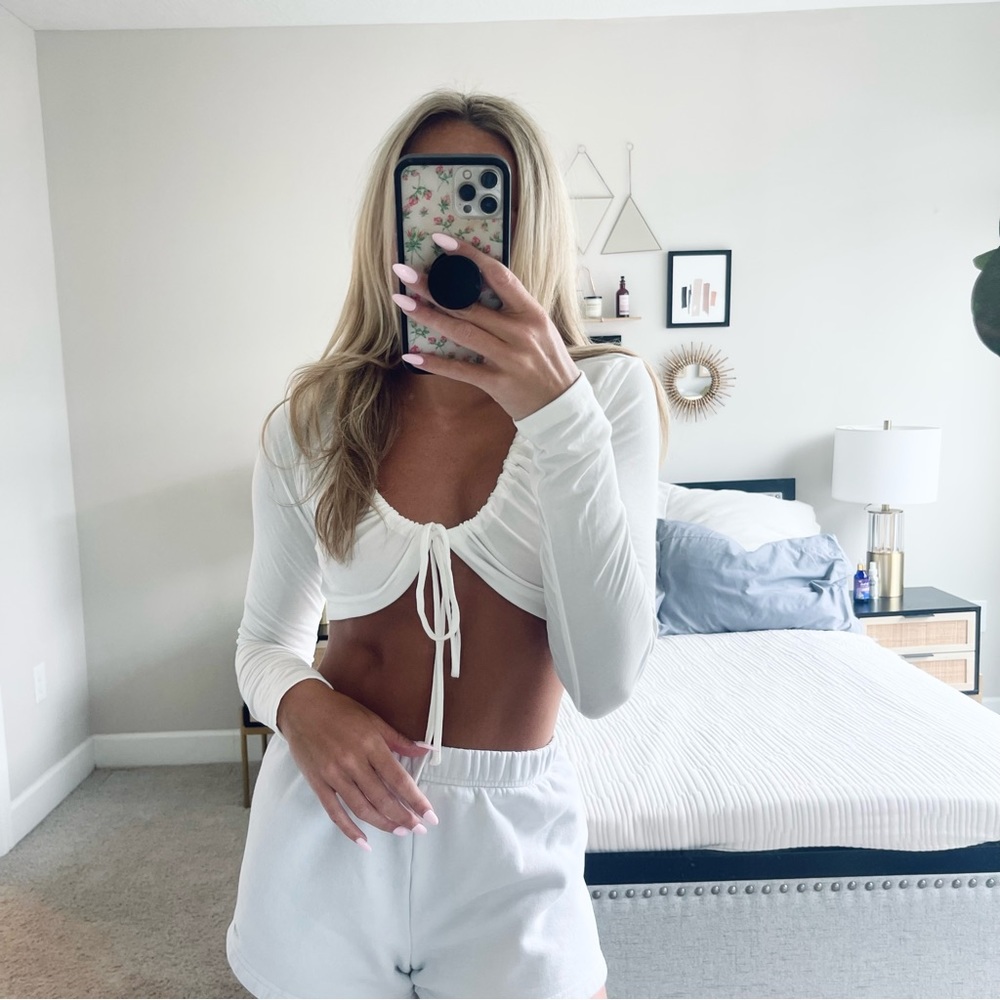 White Long-Sleeve Tied Crop NWT